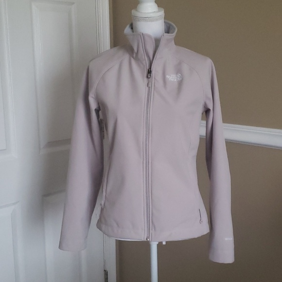 The North Face Jackets & Blazers - The North Face tan jacket windwall S